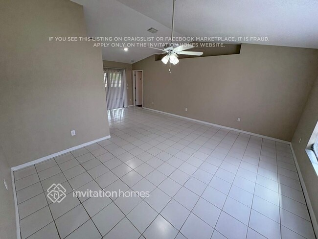 Photo - 385 Atwater St