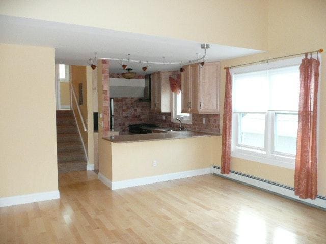 Building Photo - 62 Lakeview Ter Unit C