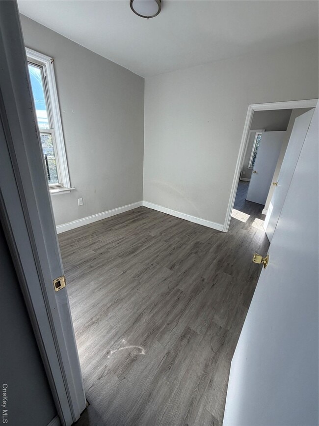 Photo - 31 Spruce St