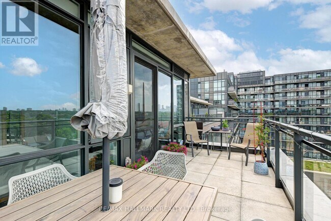 Photo - 1238 Dundas St E Unit 813