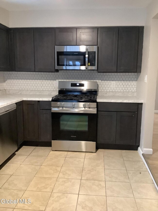 Photo - 535 Congress St Unit 3