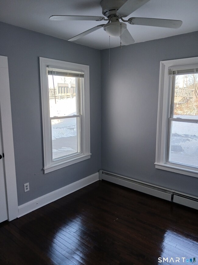 Photo - 15 Clark St Unidad 1st