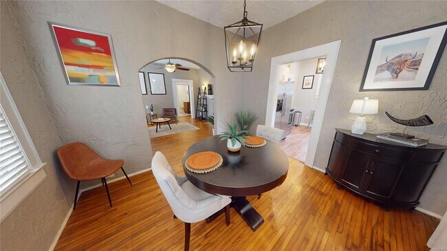 Photo - 1827 Capitol Ave