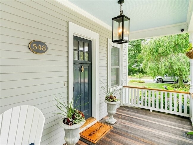 Photo - 548 Elm St