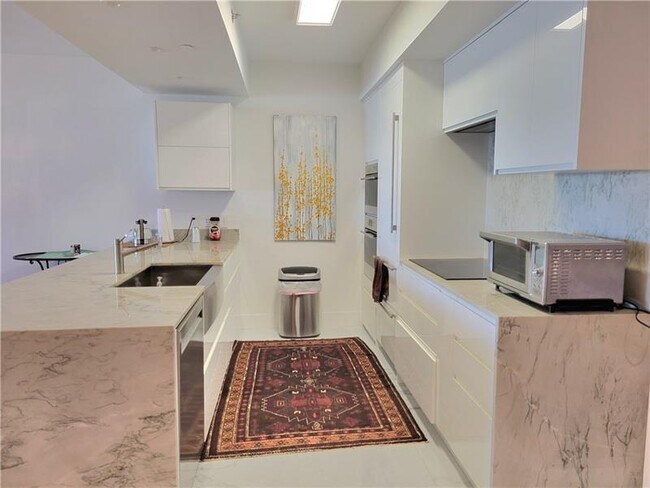 Photo - 1830 S Ocean Dr Unidad 5111