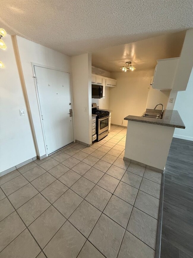 Photo - Sterling Court Apartments