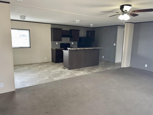 Photo - 1900 S 1100 W