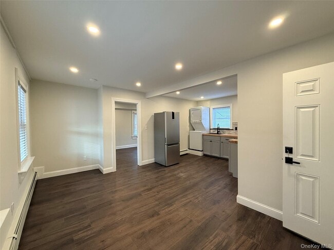 Photo - 247 Main St Unit 3