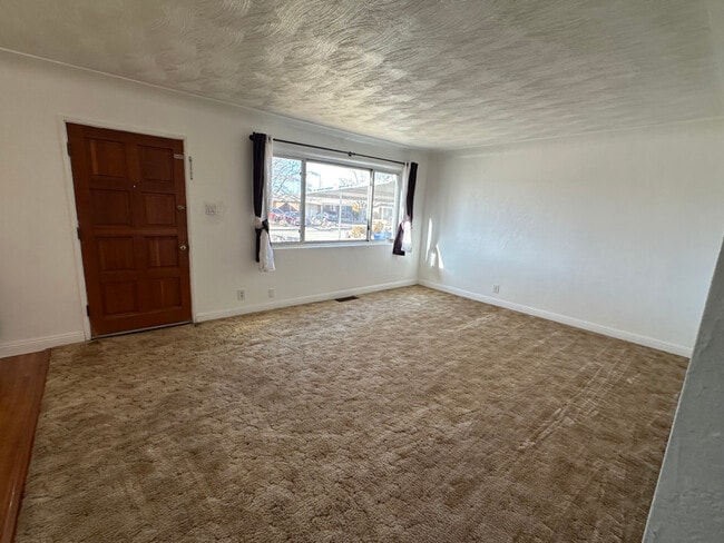 Photo - 1124 Indiana St SE