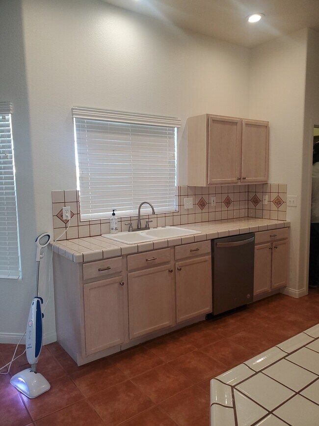 Photo - 3046 Alicia Ln