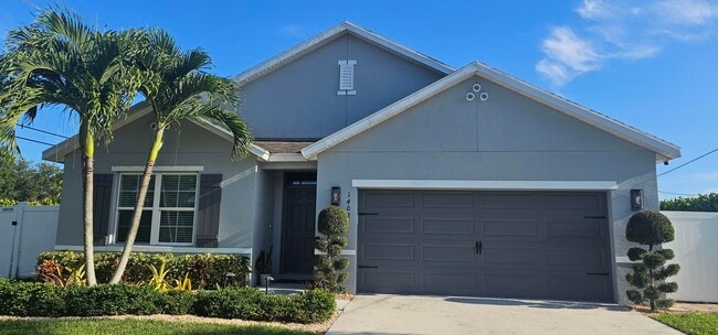 Photo - 1402 SW Bargello Ave House