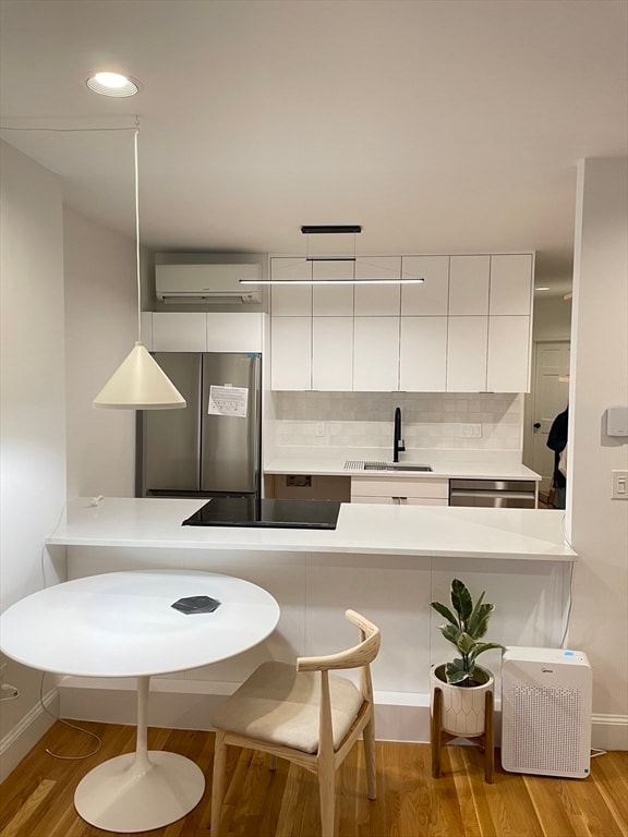 Photo - 501 Columbus Ave Unidad 2