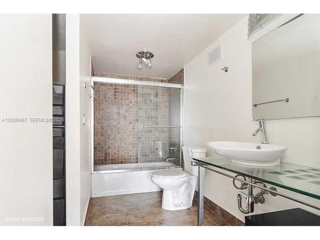 Photo - 600 NE 36th St Unit 1817