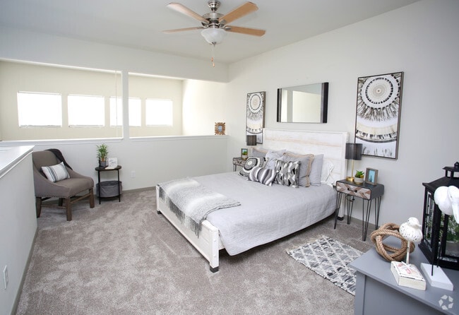 The Bridge 1BDx1.5BA 906SF
