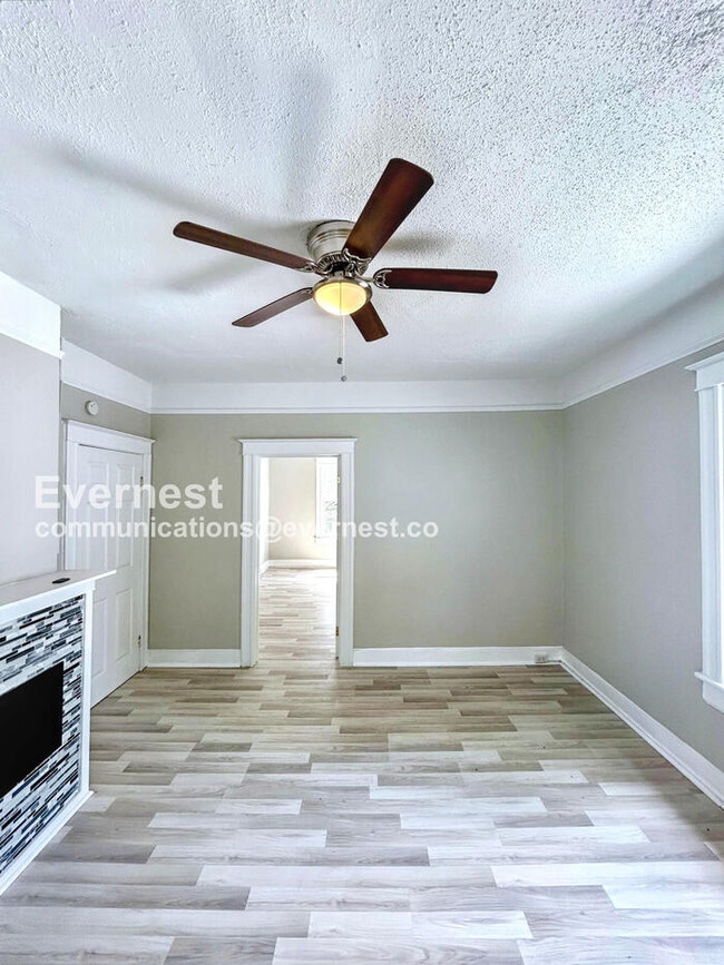 Photo - 1434 Rogers St