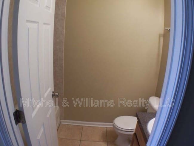 Photo - 2902 W 5th St