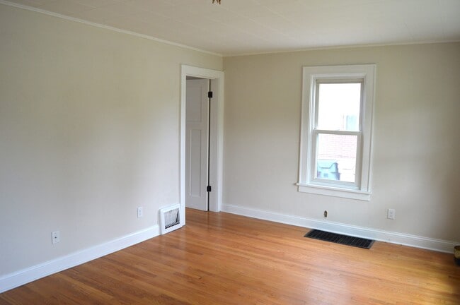1612 Packers Ave