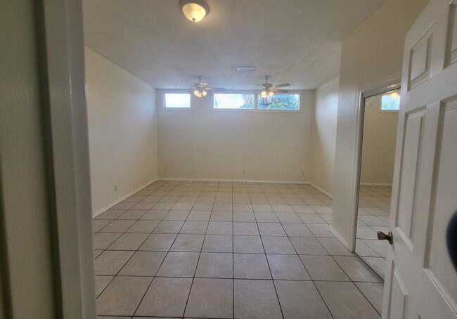 Bedroom - 207 W King St Unit A