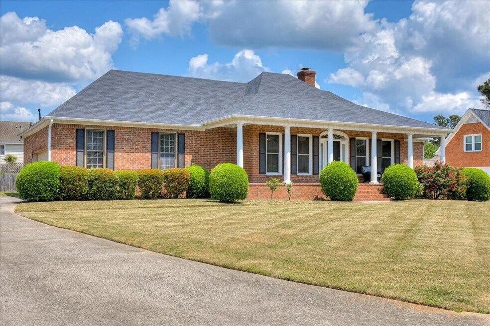 2703 Boars Head Rd
