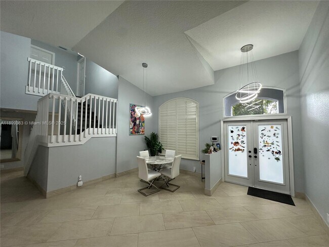 Photo - 1888 Water Ridge Dr