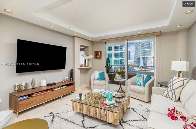 Photo - 888 Brickell Key Dr Unit 1004