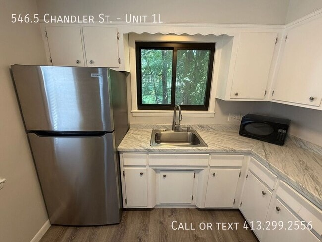 546.5 Chandler St Unit 1L
