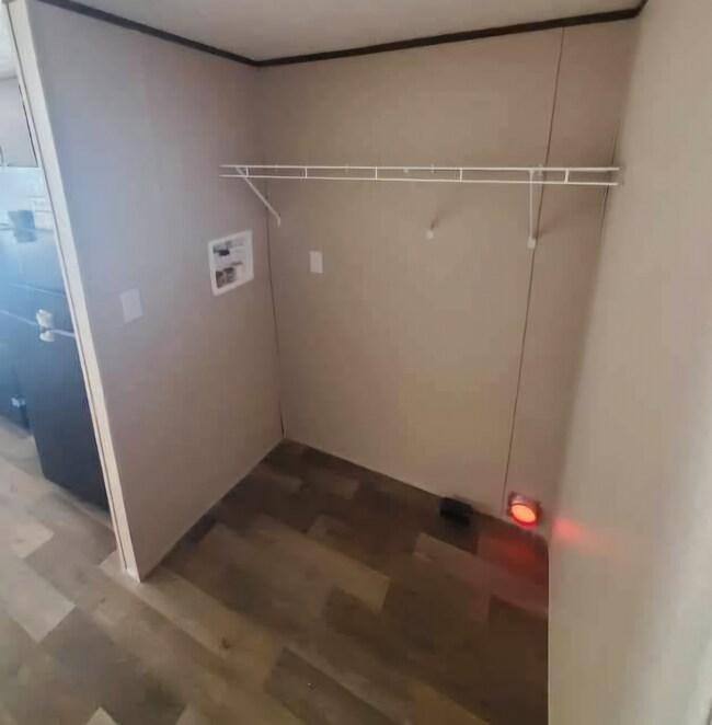 Photo - 58 Haney Park