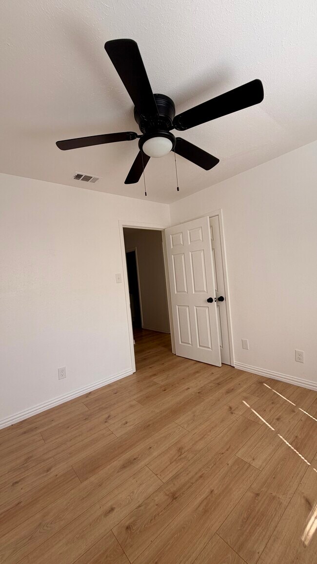 Photo - 3416 Sunnydale Ln