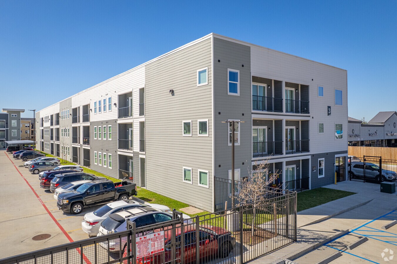 510 E Little York Rd - Aria at Little York