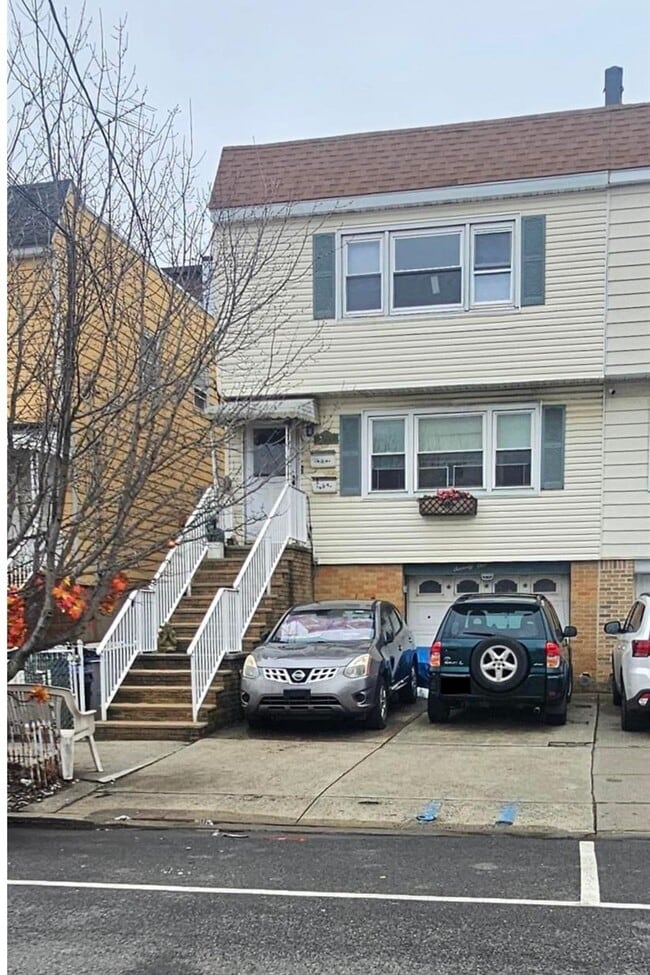 Building Photo - 71 Prospect Ave