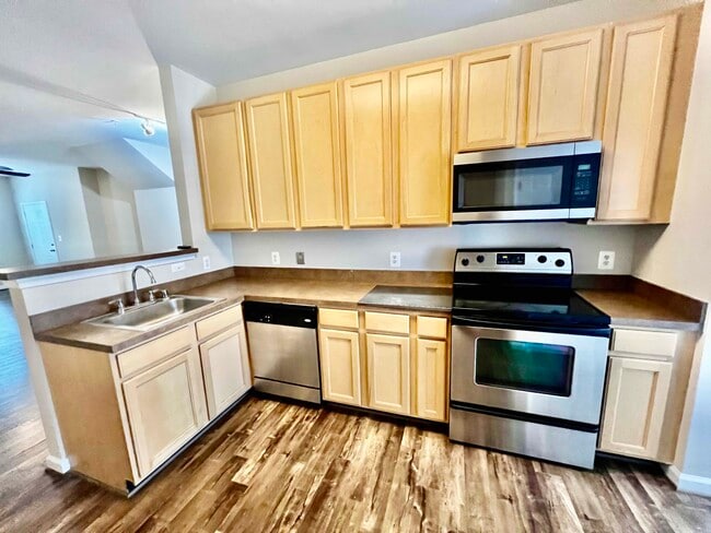 Photo - 42514 Hollyhock Ter Unidad 42514 Hollyhock Terrace Rental