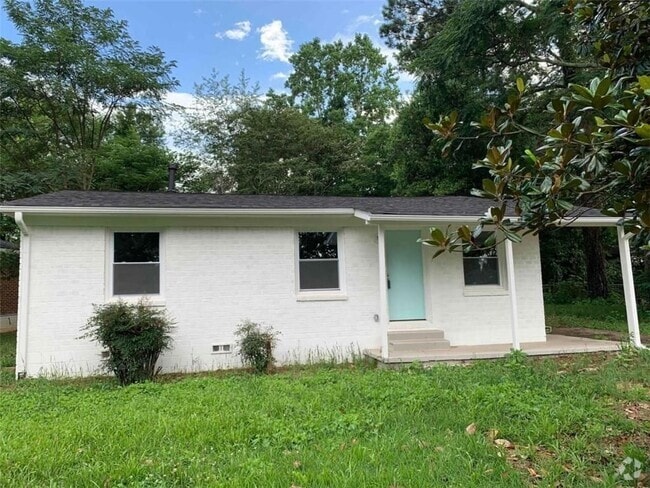 Building Photo - 110 Raymond St Rental