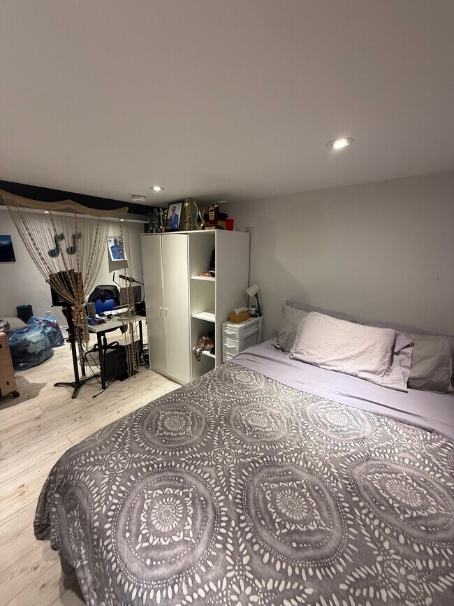 Photo - 132 Bellefair Av Unité Basement