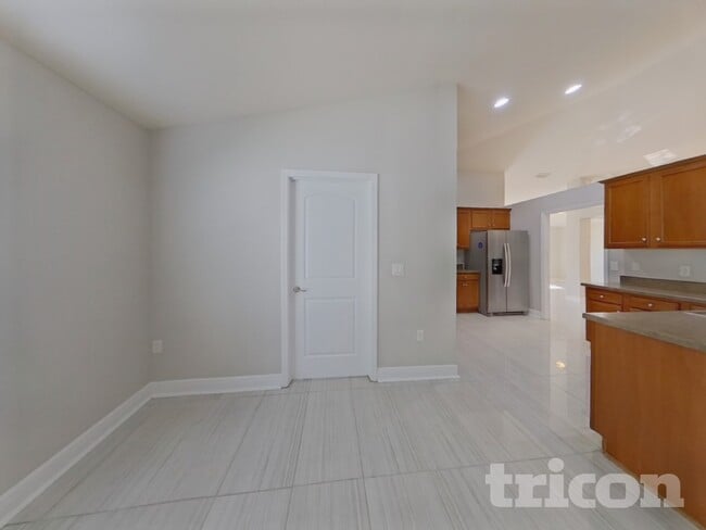 Photo - 9627 Jaybird Ln