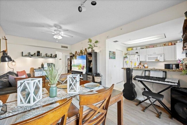 Photo - 2917 Tuscany Ct