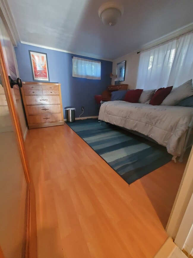 4525 33rd Ave S Unit Columbia City Garden Apartment