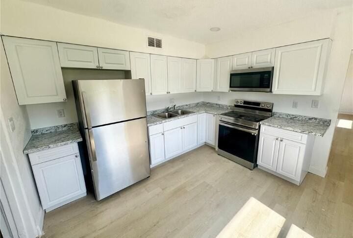 Photo - 23476 Harper Ave