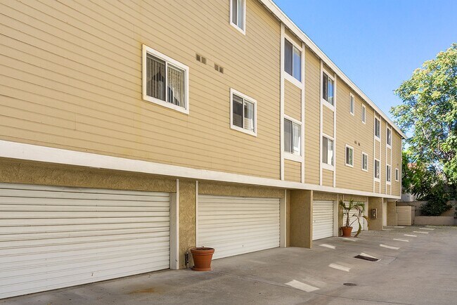 53-57 N Chester Ave