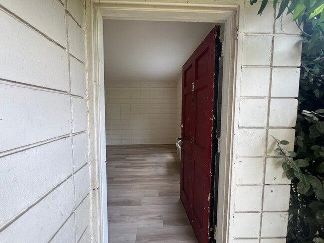 408 29th Pl Unit C