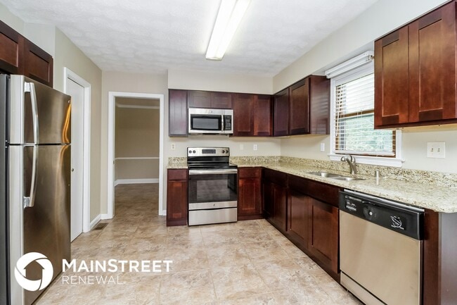 Photo - 8105 Thornwood Rd