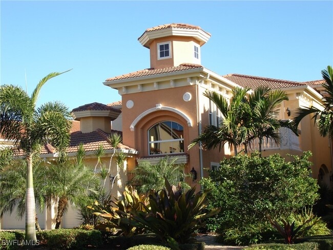 Building Photo - 571 Avellino Isles Cir Unit 201 Rental