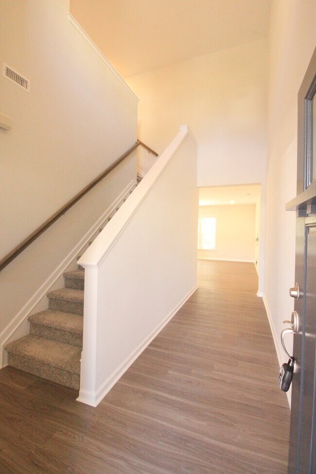 Photo - 3 Bedroom, 2.5 Bath with 2 Car Garage! - P...