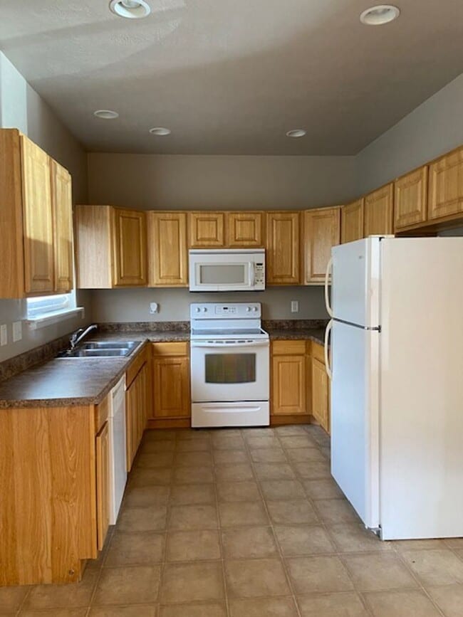 Photo - West Park #10 Unit 1