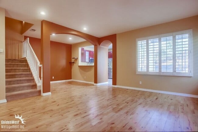 Photo - Stunning 3Bdm 2.5Ba Townhome in Carmel Valley