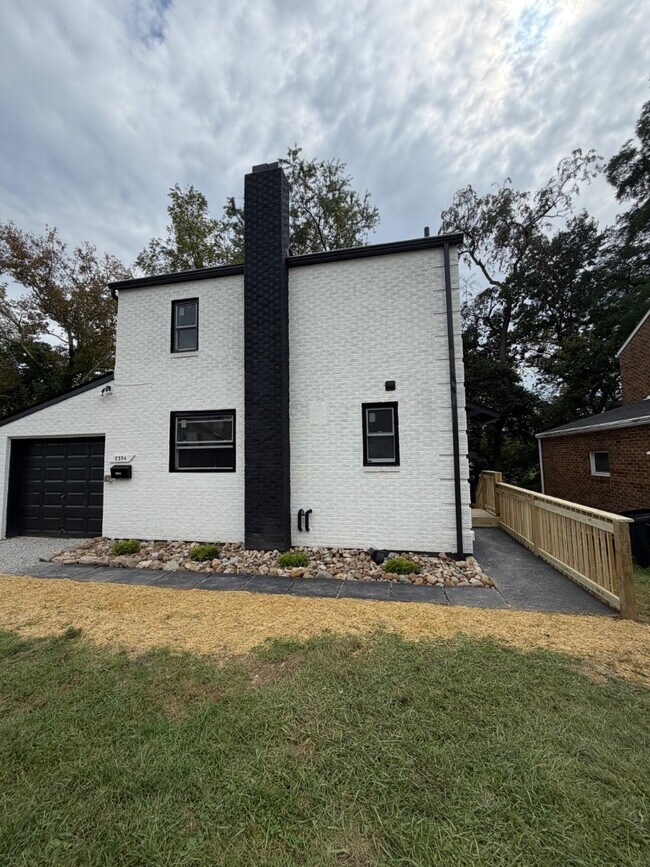 8354 Ohio River Blvd