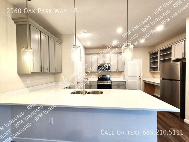 Photo - 2960 Oak Park Way