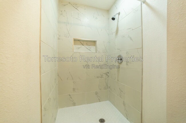 1539 Santa Monica St