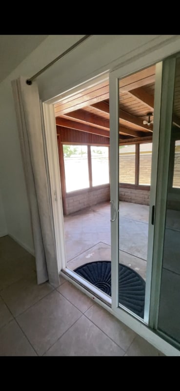 Photo - 400 Sunset Dr