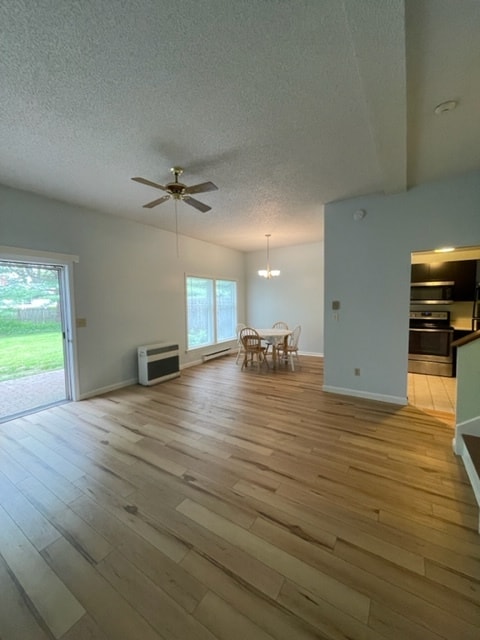 Photo - 11 Sadler Dr Unit 11