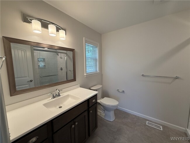 Photo - 8550 Nottingham Terrace